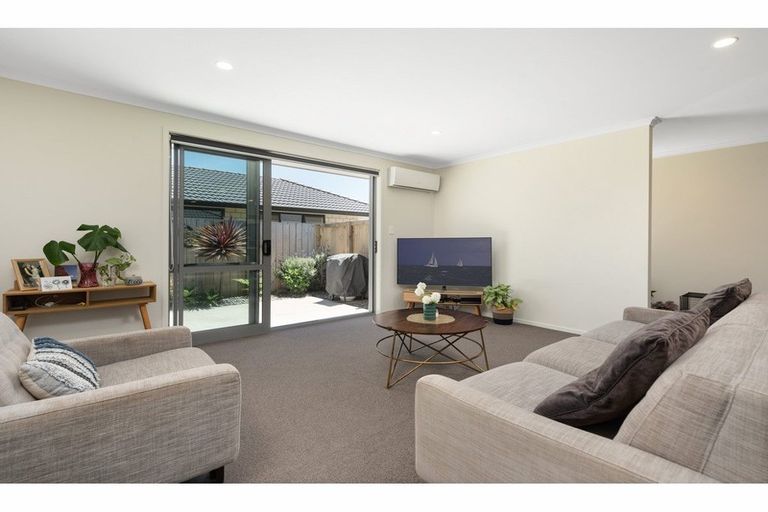 Photo of property in 6 Harakeke Way, Papamoa Beach, Te Puke, 3187