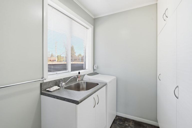 Photo of property in 1/30 Tintern Avenue, Avonhead, Christchurch, 8042