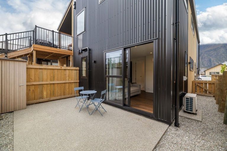 Photo of property in 18 Grain Close, Jacks Point, 9371