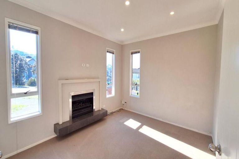 Photo of property in 38 Borneo Drive, Fairview Heights, Auckland, 0632