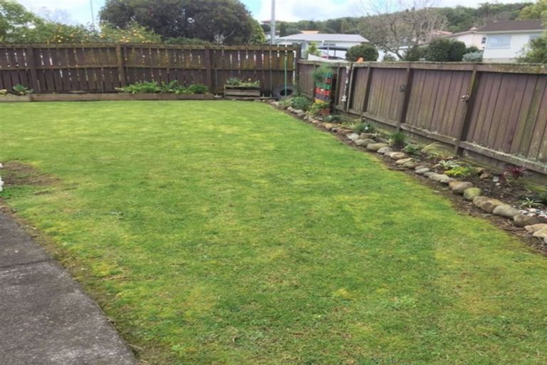Photo of property in 89 West Harbour Drive, West Harbour, Auckland, 0618