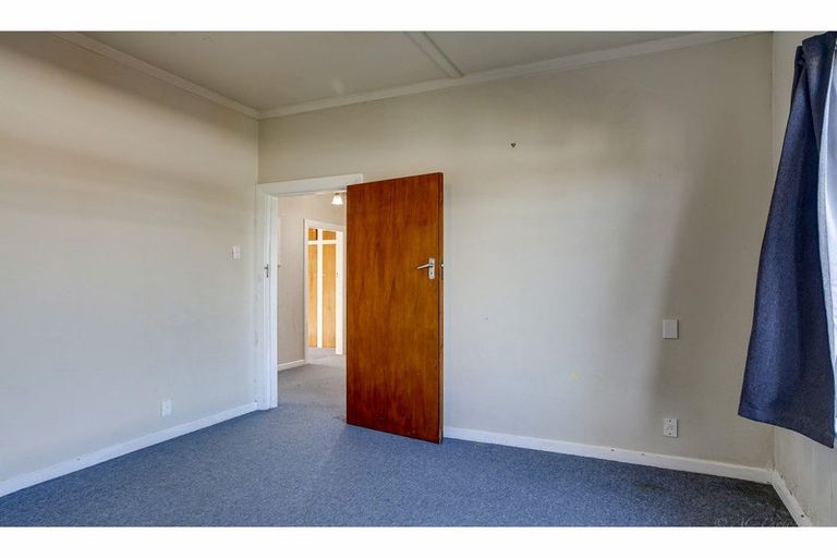 Photo of property in 16 Saint George Street, Watlington, Timaru, 7910
