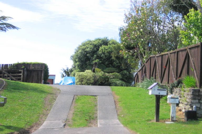 Photo of property in 8 Lochinvar Place, Hairini, Tauranga, 3112