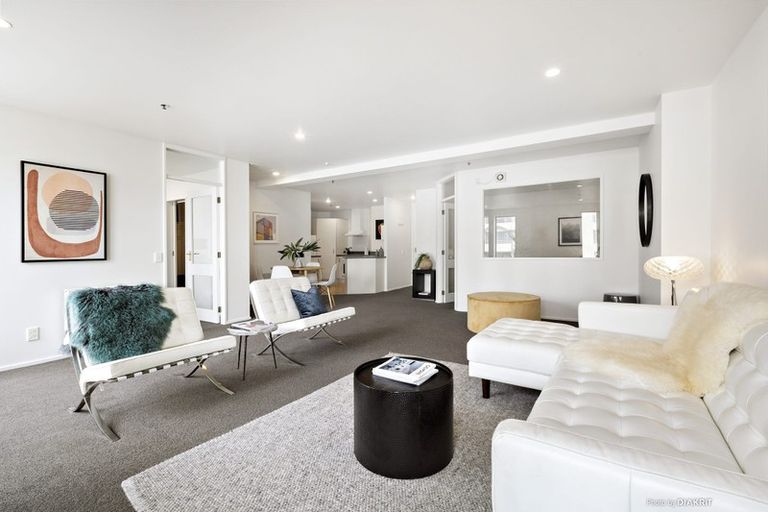 Photo of property in Courtenay Apartments, 403/120 Courtenay Place, Te Aro, Wellington, 6011