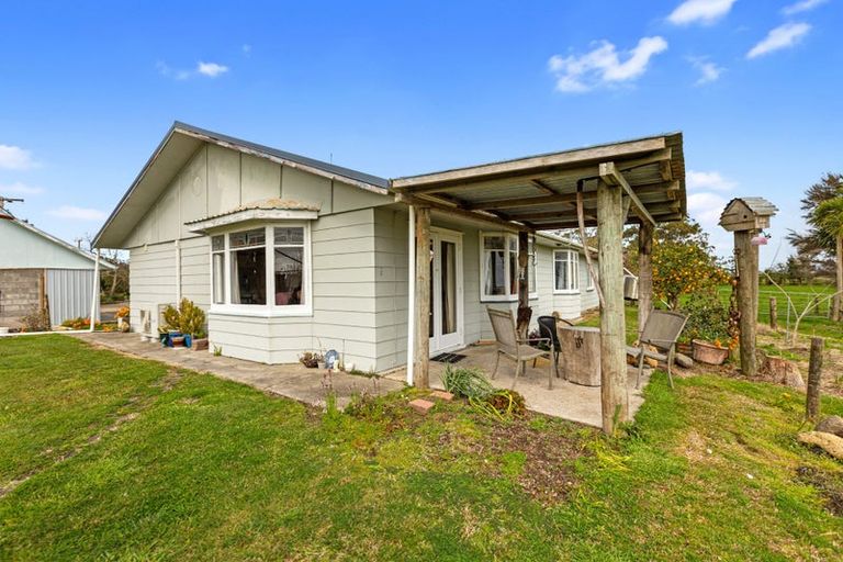 Photo of property in 94 Kaituna Road, Maketu, Te Puke, 3189