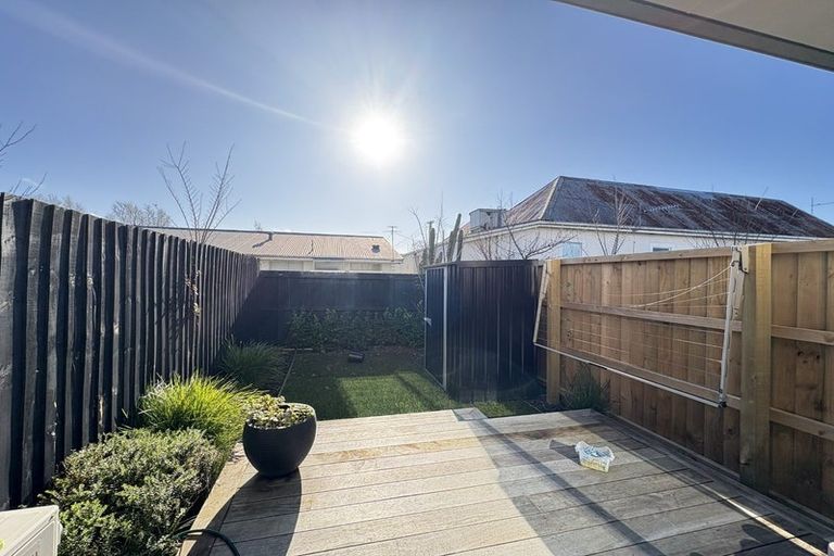 Photo of property in 5/89 Champion Street, Edgeware, Christchurch, 8013