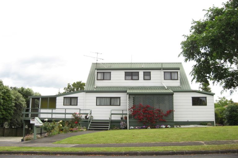Photo of property in 10 Lochview, Pukekohe, 2120