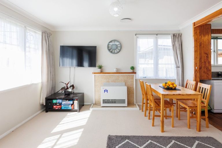 Photo of property in 37 Mangahao Road, Pahiatua, 4910