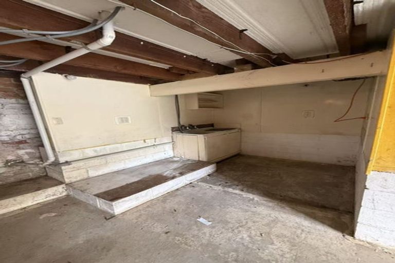 Photo of property in 42 Hillcrest Avenue, Hillcrest, Rotorua, 3015