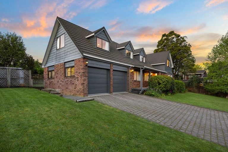 Photo of property in 13 Glucina Avenue, West Harbour, Auckland, 0618