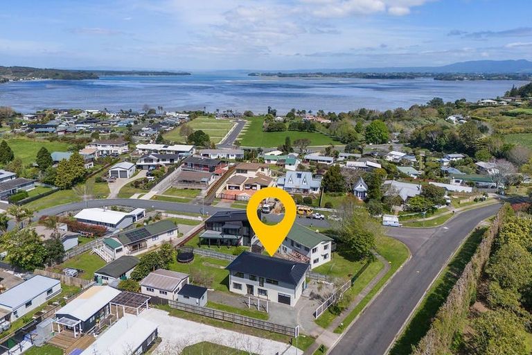 Photo of property in 24 Koutunui Road, Athenree, Katikati, 3177