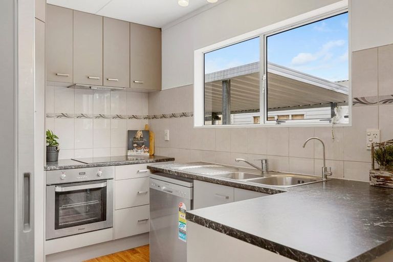 Photo of property in 2/28 Rawhiti Street, Taupo, 3330