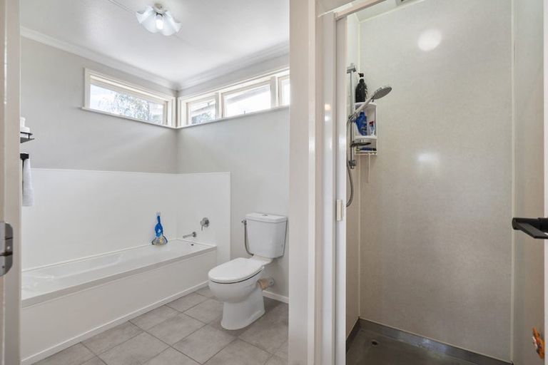 Photo of property in 38 Heatley Avenue, Hokowhitu, Palmerston North, 4410