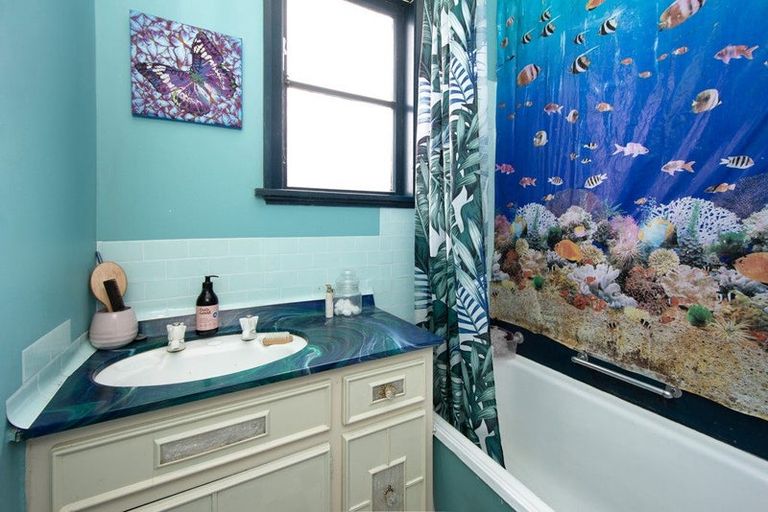 Photo of property in 16 Hardy Street, New Brighton, Christchurch, 8061