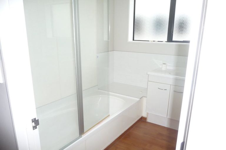 Photo of property in 1/17 Pegler Drive, Howick, Auckland, 2014