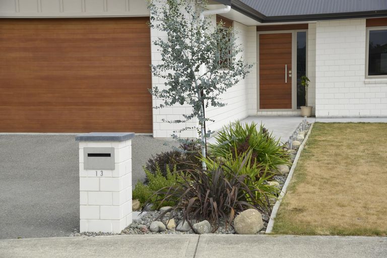 Photo of property in 13 Austin Reid Avenue, Carterton, 5713