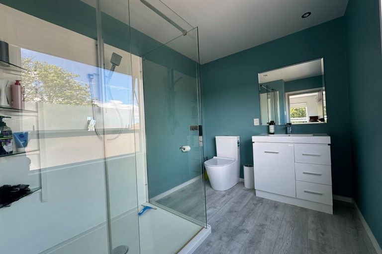 Photo of property in 70 Lake Terrace Road, Burwood, Christchurch, 8061