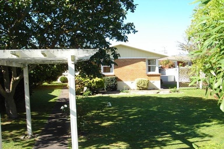 Photo of property in 3 English Street, St Andrews, Hamilton, 3200