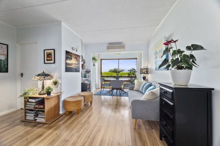 Photo of property in 116 Lake Terrace, Taupo, 3330