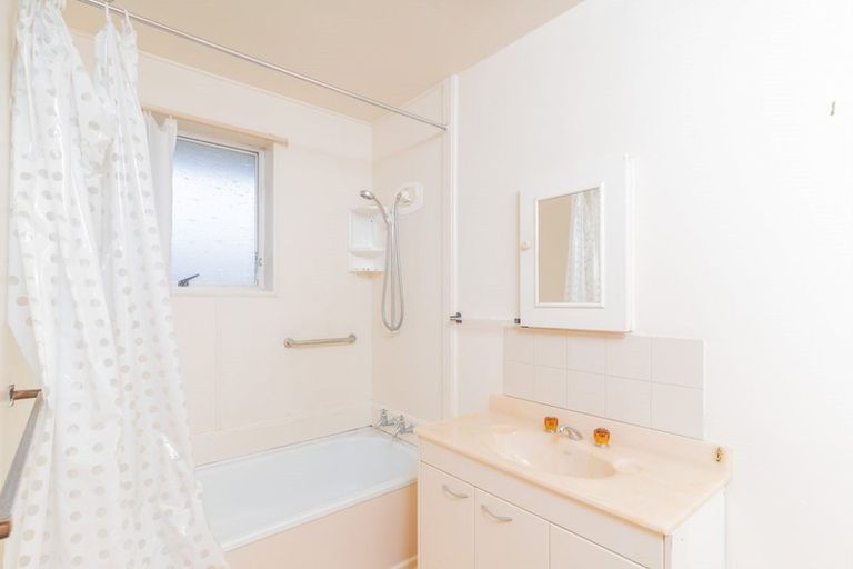 Photo of property in 4/82 Brynley Street, Hornby, Christchurch, 8042