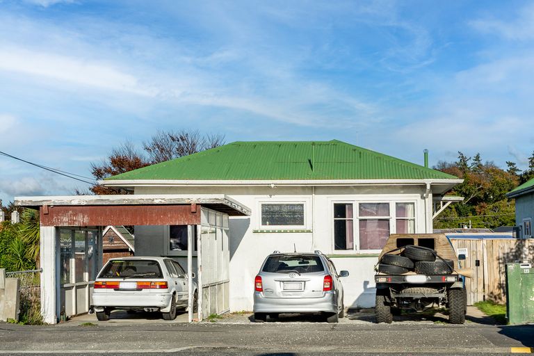 Photo of property in 133 Dixon Street, Masterton, 5810