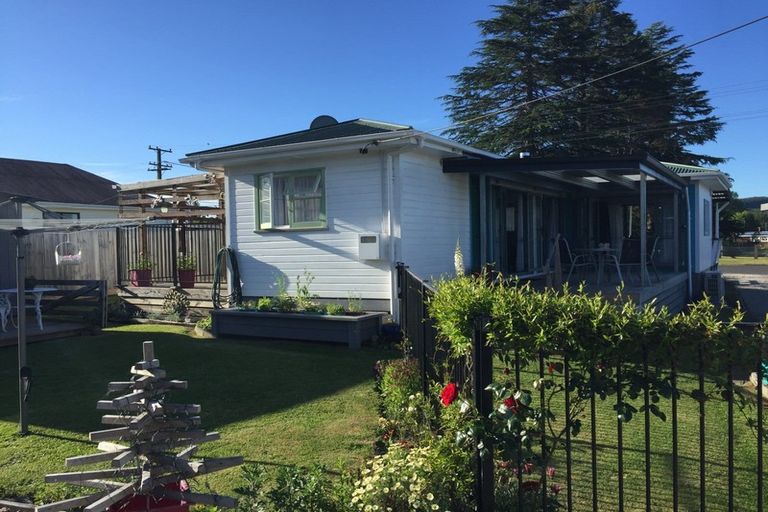 Photo of property in 66 Moana Crescent, Mangakino, 3421