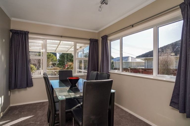 Photo of property in 37 Kaka Street, Stoke, Nelson, 7011