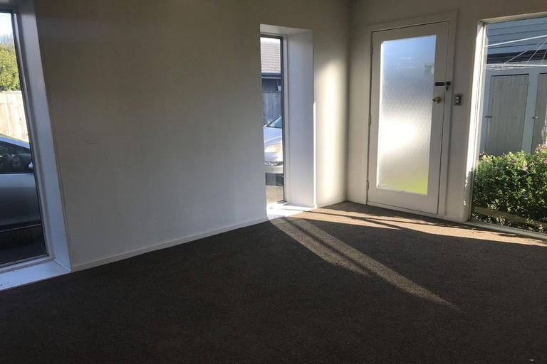 Photo of property in 7/46 King Street, Ebdentown, Upper Hutt, 5018