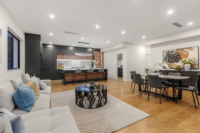 Photo of property in 38f Wicklam Lane, Greenhithe, Auckland, 0632