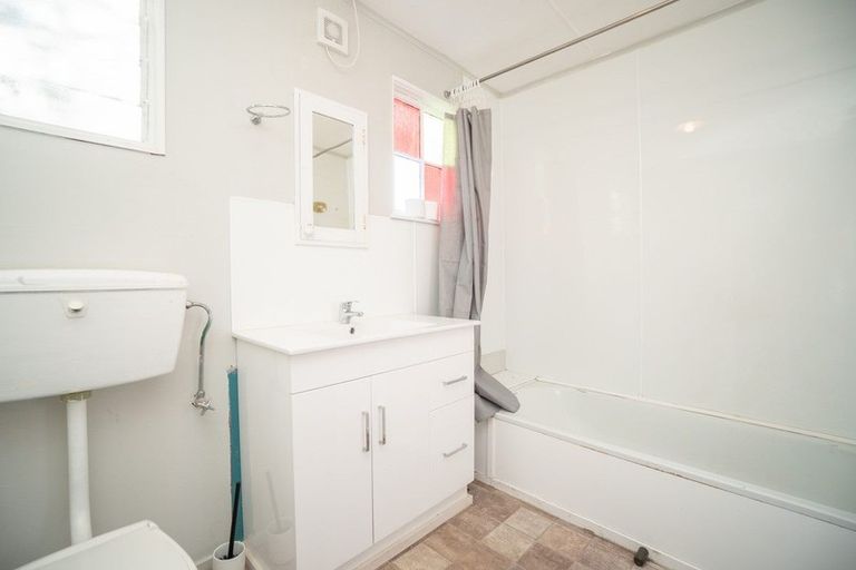 Photo of property in 6 Monckton Street, Feilding, 4702