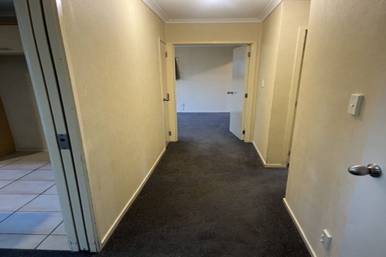 Photo of property in 271 Mahia Road, Weymouth, Auckland, 2103