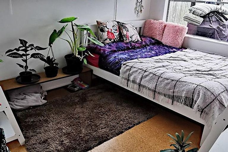 Photo of property in 28 Matakohe Road East, Matakohe, 0593