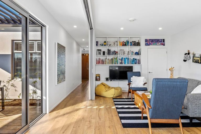 Photo of property in 131 Metehau Street, Marshland, Christchurch, 8083