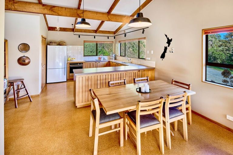 Photo of property in 25a Mt Cecil Road, Moonshine Valley, Porirua, 5381