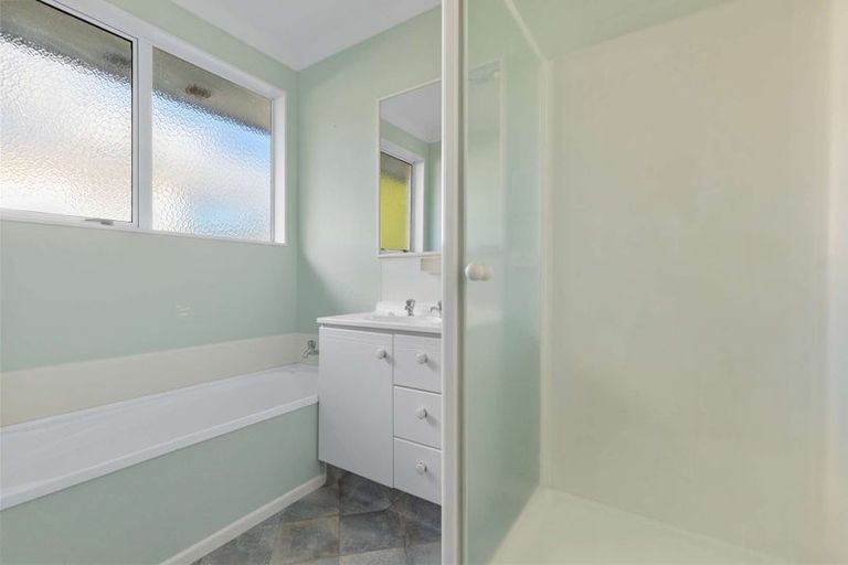 Photo of property in 68 Basley Road, Owhata, Rotorua, 3010