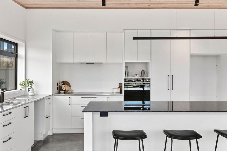 Photo of property in 36 Atkins Road, Luggate, Wanaka, 9382