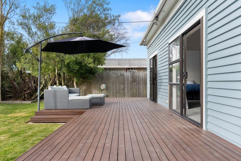 Photo of property in 22 Seymour Street, Hornby, Christchurch, 8042