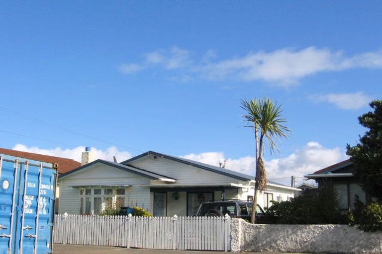 Photo of property in 9 Jessie Street, Petone, Lower Hutt, 5012