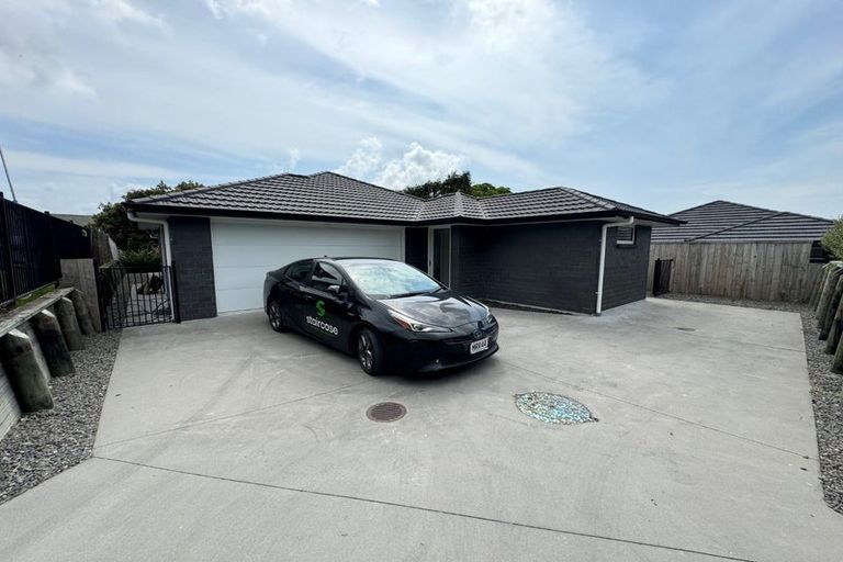 Photo of property in 8 Tangata Way, Omokoroa, 3114
