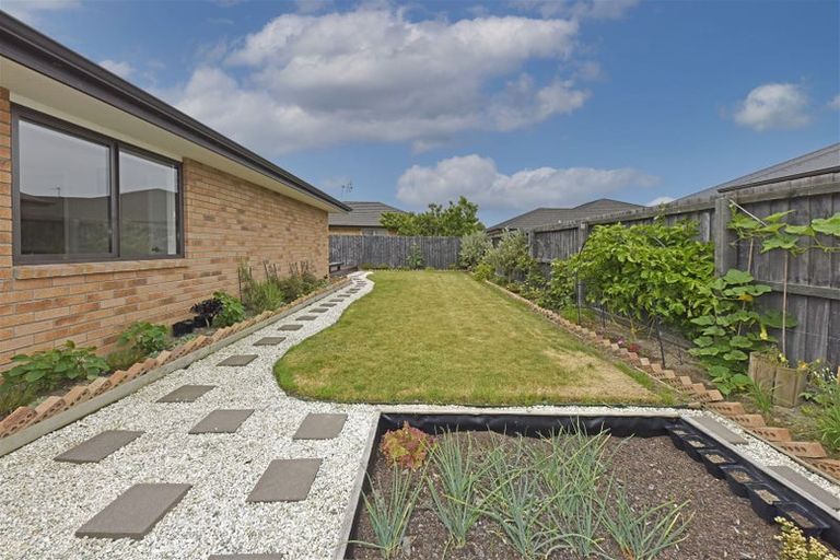 Photo of property in 38 Bennington Way, Wigram, Christchurch, 8042