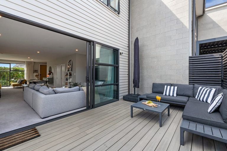 Photo of property in 37 Eyton Kay Road, Hobsonville, Auckland, 0616