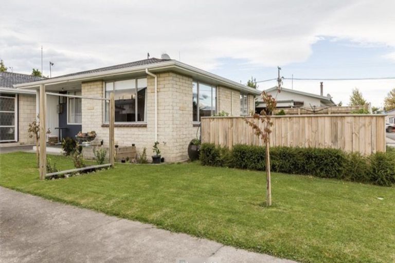 Photo of property in 8-9 Murdoch Place, Raureka, Hastings, 4120