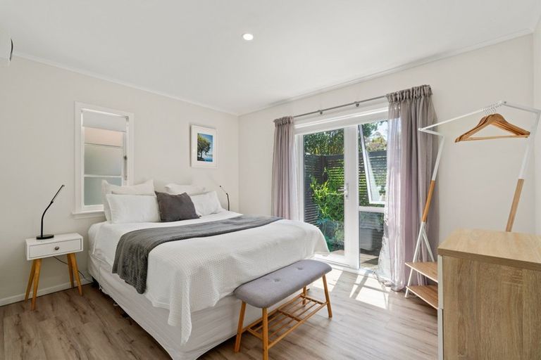 Photo of property in 1040 Cove Road, Langs Beach, Waipu, 0582