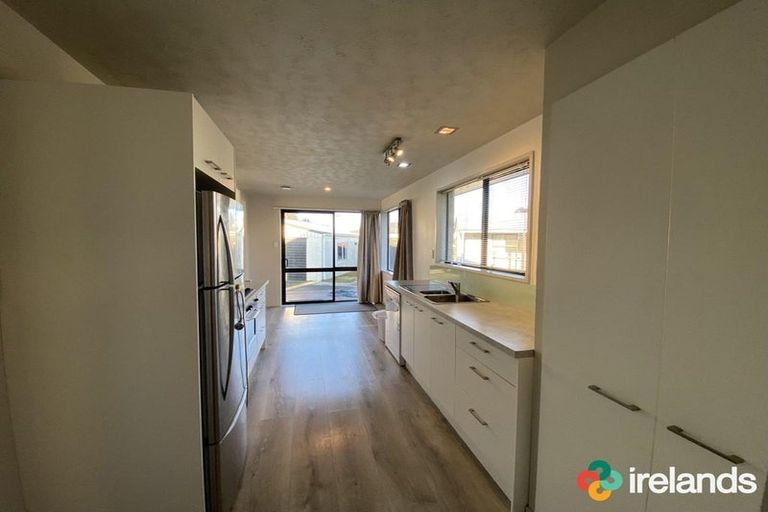 Photo of property in 133 Hawthornden Road, Avonhead, Christchurch, 8042