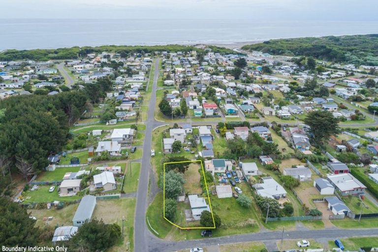 Photo of property in 36 Muapoko Street, Himatangi Beach, Foxton, 4891