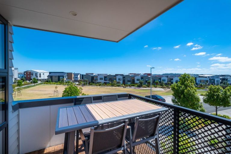 Photo of property in 1 Kaiwawao Lane, Hobsonville, Auckland, 0616