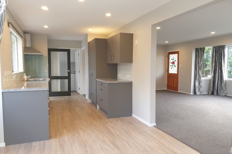 Photo of property in 37 Latitude Close, Whitby, Porirua, 5024