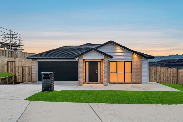 Photo of property in 11 Piedmonte Avenue, Pokeno, 2402