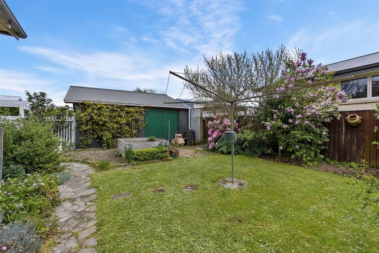 Photo of property in 90 Shearman Street, Waimate, 7924