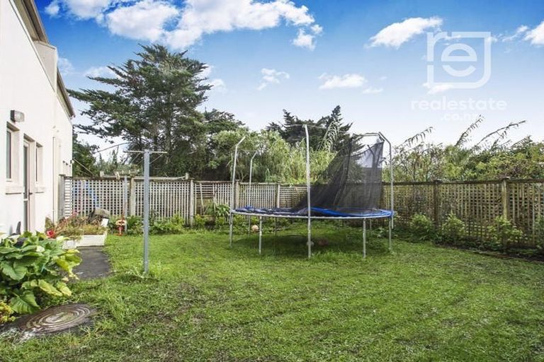 Photo of property in 6 Gina Avenue, Ranui, Auckland, 0612